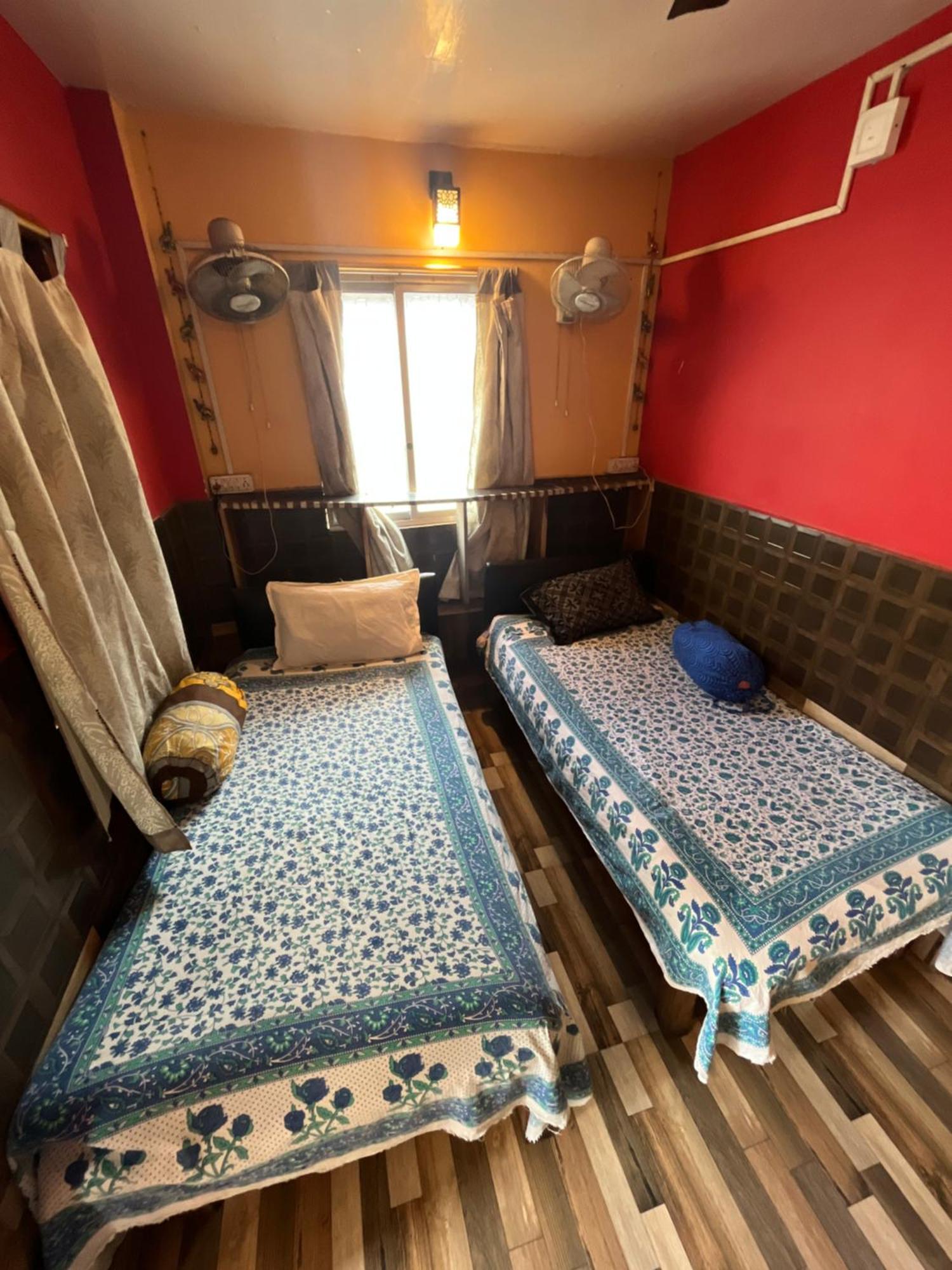 Calcutta Backpackers Homestay -Only For Backpackers & Travellers Exterior foto