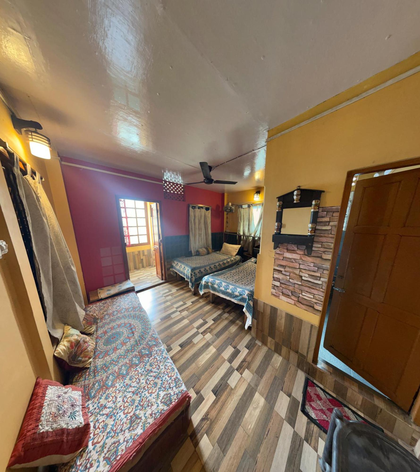 Calcutta Backpackers Homestay -Only For Backpackers & Travellers Exterior foto